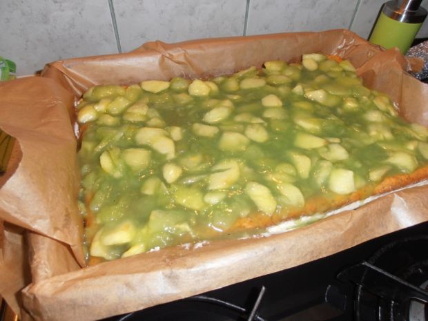 Ciasto kajmakowo-makowe z jabłkami