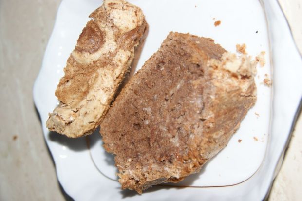 Ciasto kakaowe z bezą kokosową