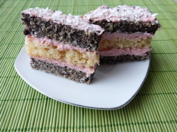 Ciasto makowo-biszkoptowe z masą