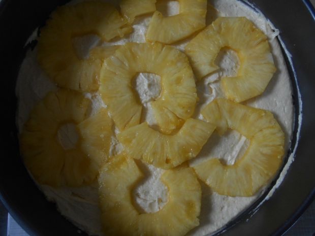 Ciasto z ananasem i kokosem