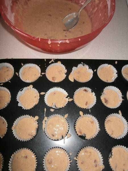 Cynamonowe mini muffinki z orzechami włoskimi