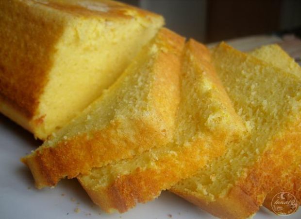 Cytrynowe ciasto kukurydziane