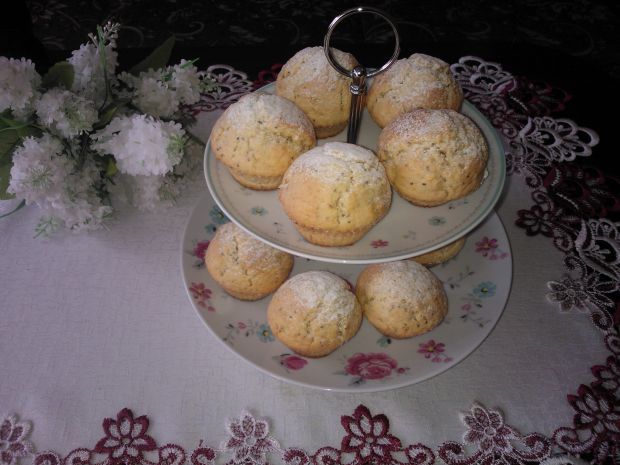 Cytrynowe muffinki z nasionami chia 