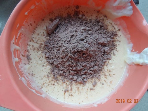Czekoladowo-kawowy sernik w cieście z mąki żytniej