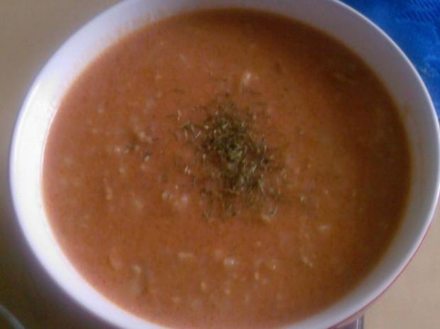 Czerwona zupa z ryżem