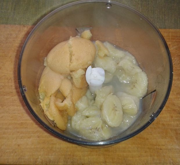 Deser bananowo-biszkoptowy