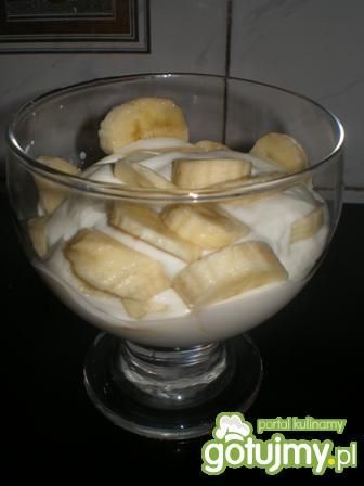 Deser jogurtowo-bananowy