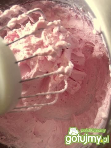 Deser lodowy malinowo-truskawkowy