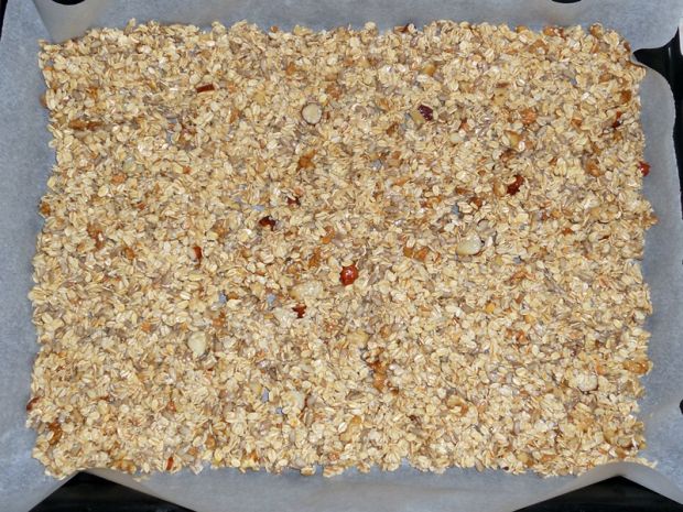 Domowa granola z orzechami