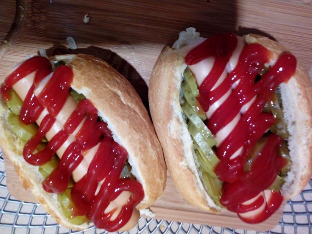 Domowe hotdogi z warzywami