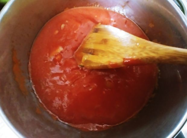 Dorsz w sosie pomidorowym
