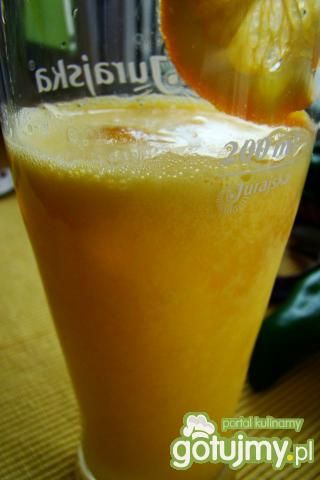 Drink pomarańczowo-jabłkowa pianka