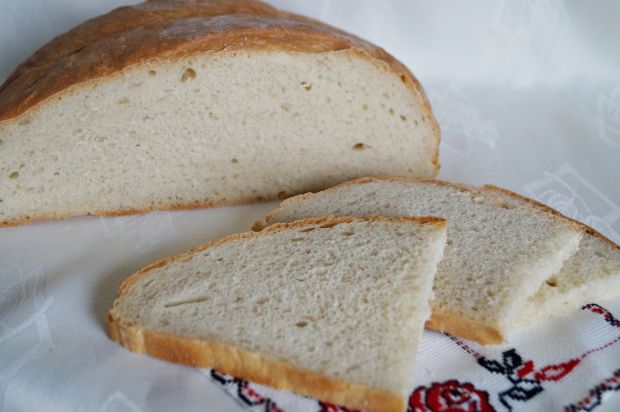 Drożdżowy chleb pszenny