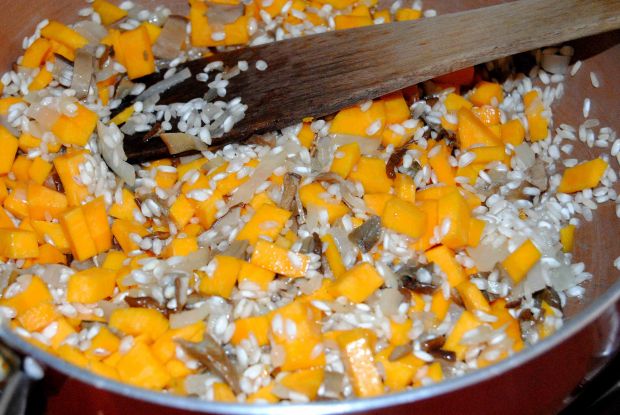 Dyniowe risotto z suszonymi grzybami 