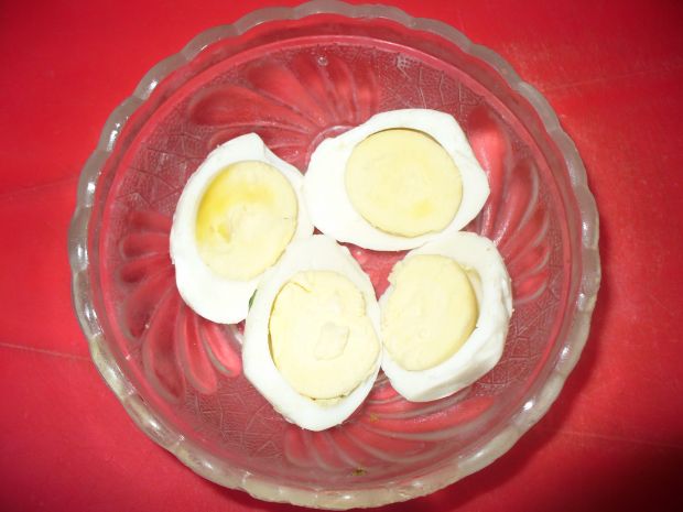 Faszerowane jajka z łososiem wędzonym