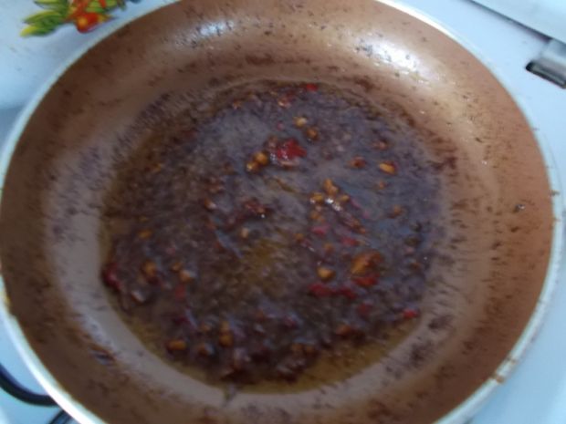 Filetowane udka z sosem żurawinowym