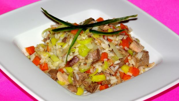 Golonka z ryżem i warzywami