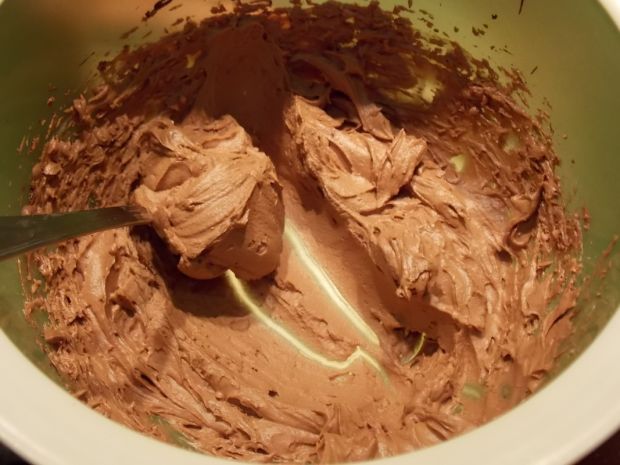 Gruszki pod czekoladowym kremem z kardamonem