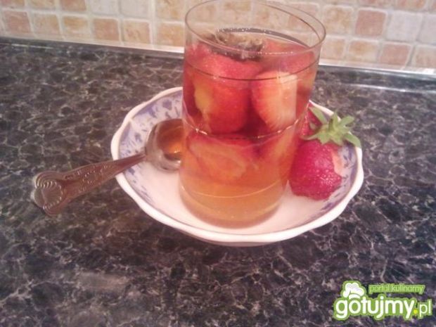 herbata z truskawkami :)