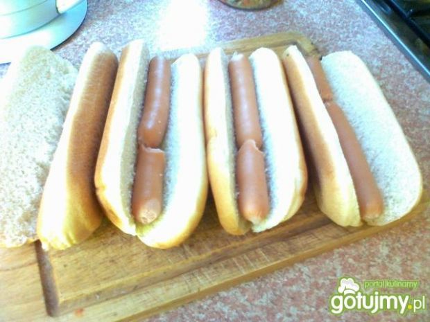 hot dog z rzodkiewką