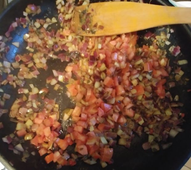 Indyjskie curry z pomidorami i krewetkami