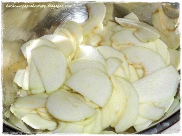 Jabłkowe chipsy cynamonowe