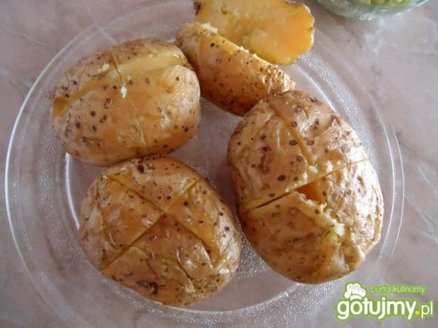 Jacket potato (ziemniaki w mundurkach)