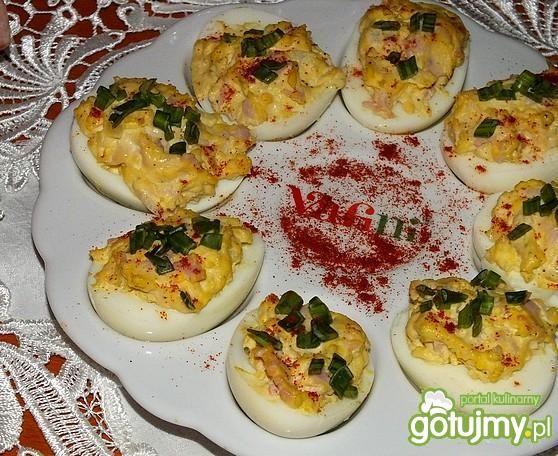 Jaja faszerowane z szynką