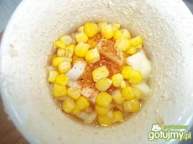 Jajka zapiekane z kukurydzą