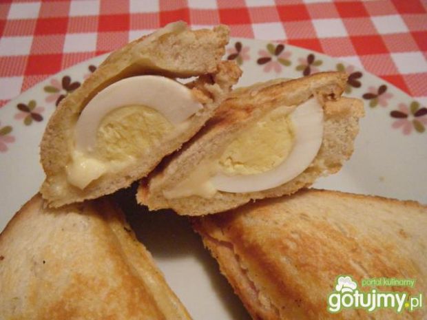 Kanapki tostowe z jajkami 