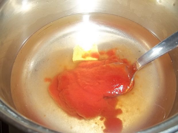 Kapusta z cukinią w sosie pomidorowym