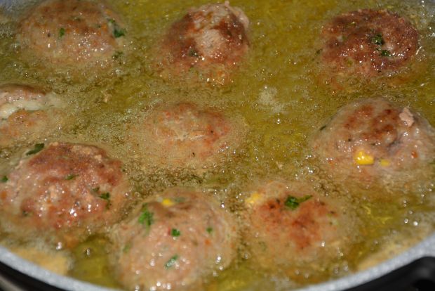 Karafior smażony w mięsnej skorupce Karafior smażony w mięsnej skorupce