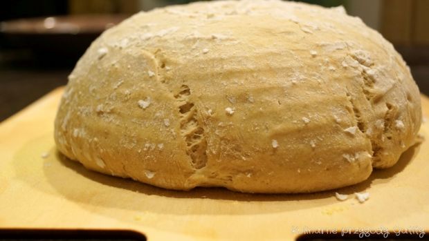Kaszubski chleb na podmłodzie