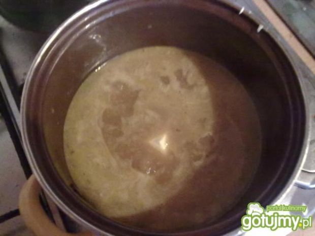 Klasyczna zupa cebulowa 