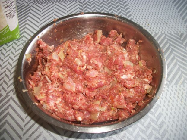 Klopsiki z mięsa i kaszy w sosie pomiorowym