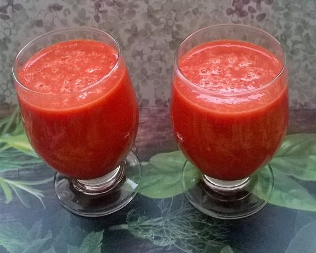Koktajl malinowo - pomarańczowy na soku z marchewk