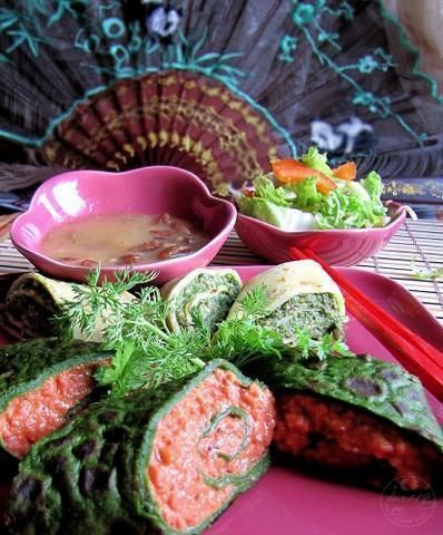 Kolorowe naleśniki Tao-Tao z mięsem