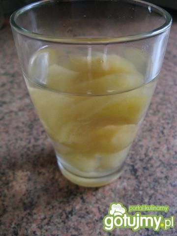 Kompot jabłkowo-gruszkowy z cynamonem