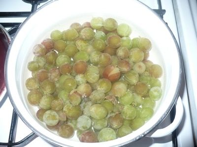 Kompot z winogron jasnych