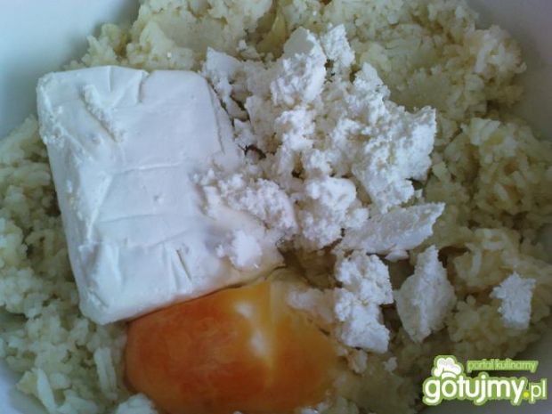 Kopytka z białym serem 