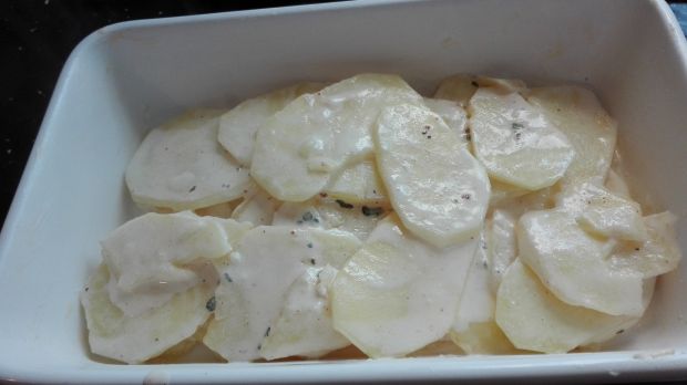 Kotleciki jagnięce z ziemniakami dauphinoise