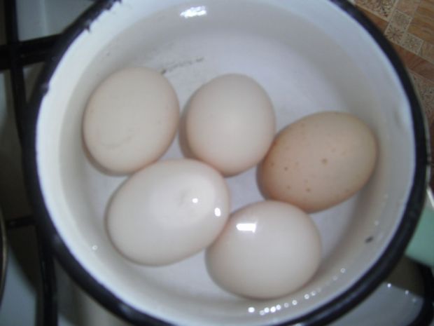 Kotlety jajeczne ze szczypiorkiem