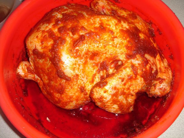 Kurczak pieczony w papryce z pieczarkami