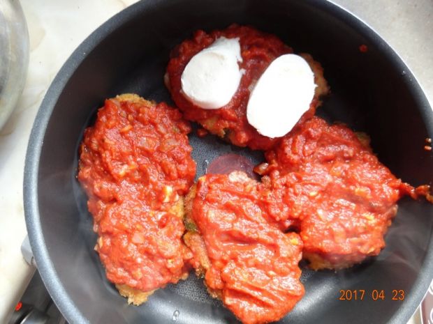 Kurczak w pomidorach czyli kotlety po prowansalsku