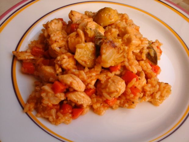 Kurczak z ryżem i warzywami