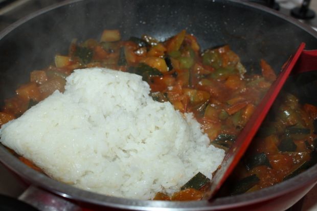 Leczo warzywne z ryżem