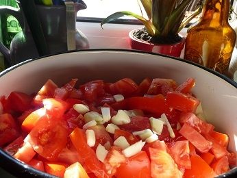 Leczo z cukinią i pomidorami malinowymi