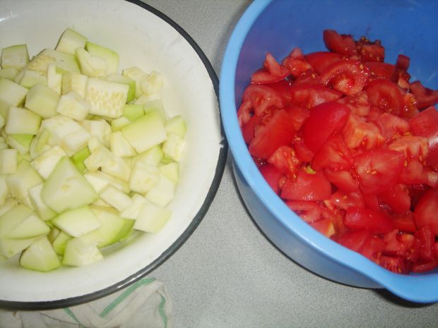 Leczo z kabaczkiem i pomidorami malinowymi