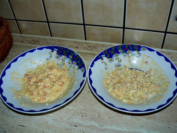 Łososiowa pasta jajeczna lub z szynką