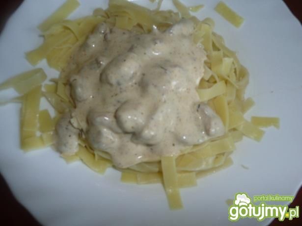 makaron z sosem al'la carbonara